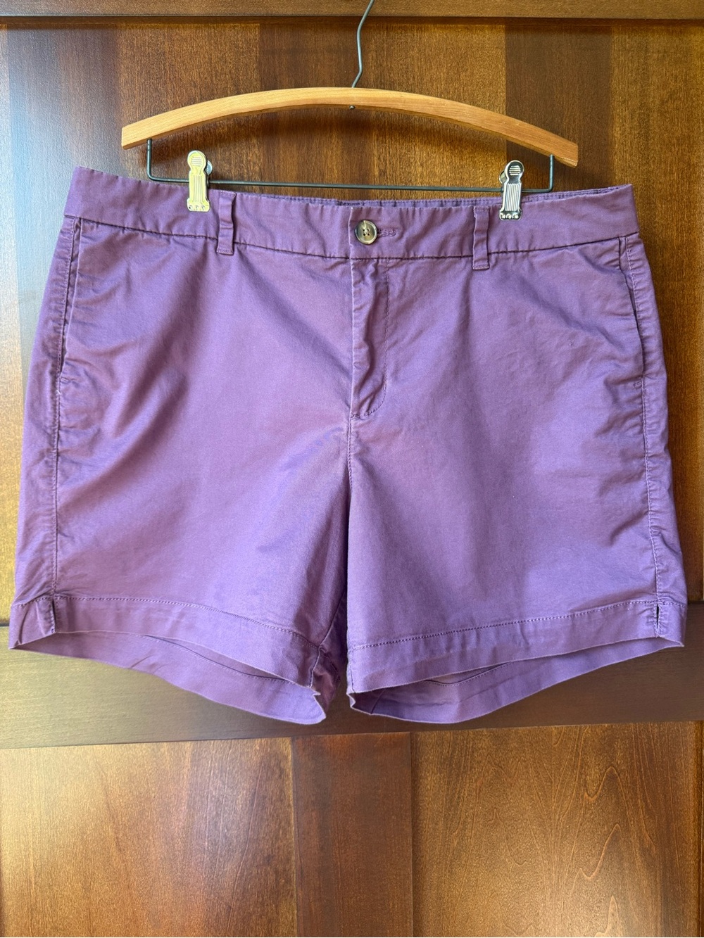 Old Navy Purple Everyday Short Size 16